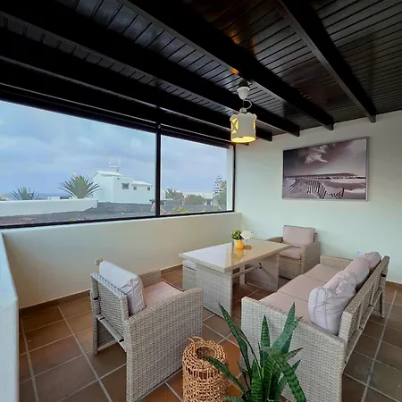 Sea Whisper Lanzarote - Faro Park 204 빌라