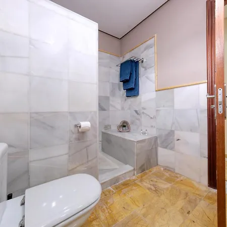 Sea Whisper Lanzarote - Faro Park 204 别墅