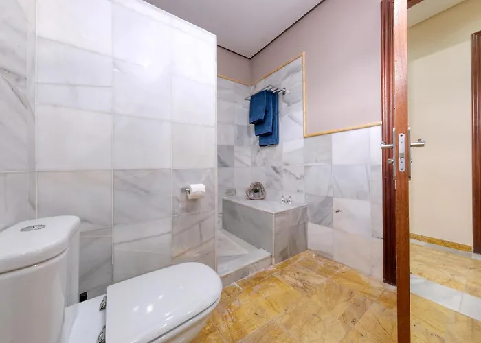 Sea Whisper Lanzarote - Faro Park 204 וילה