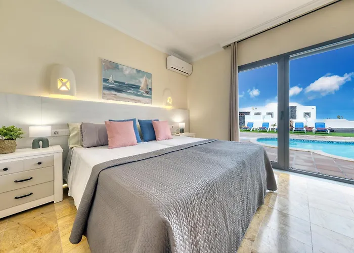 Sea Whisper Lanzarote - Faro Park 204 וילה פלאיה בלנקה