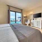 Sea Whisper Lanzarote - Faro Park 204 Villa